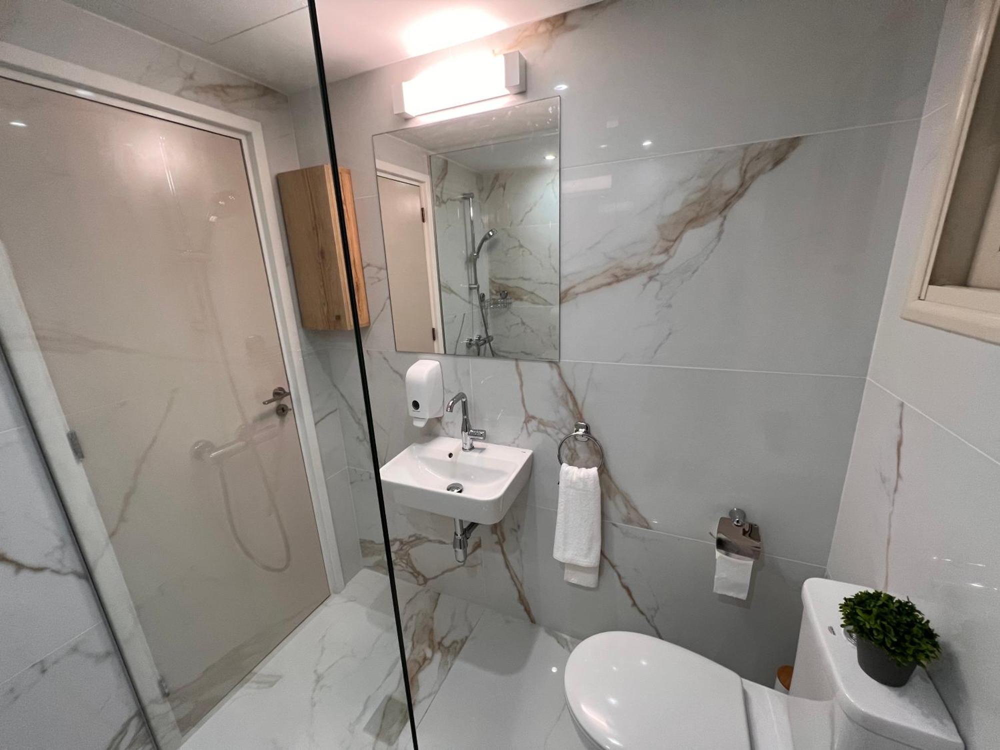 Earth Apartment 拉纳卡 外观 照片